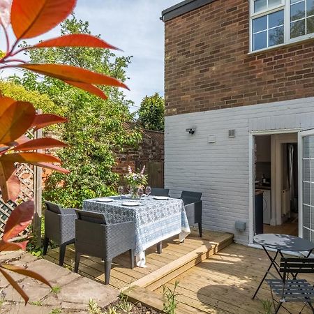 Nayland Adorable Cottage With A Log Burner In Heavenly Village - Constable Lodge מראה חיצוני תמונה