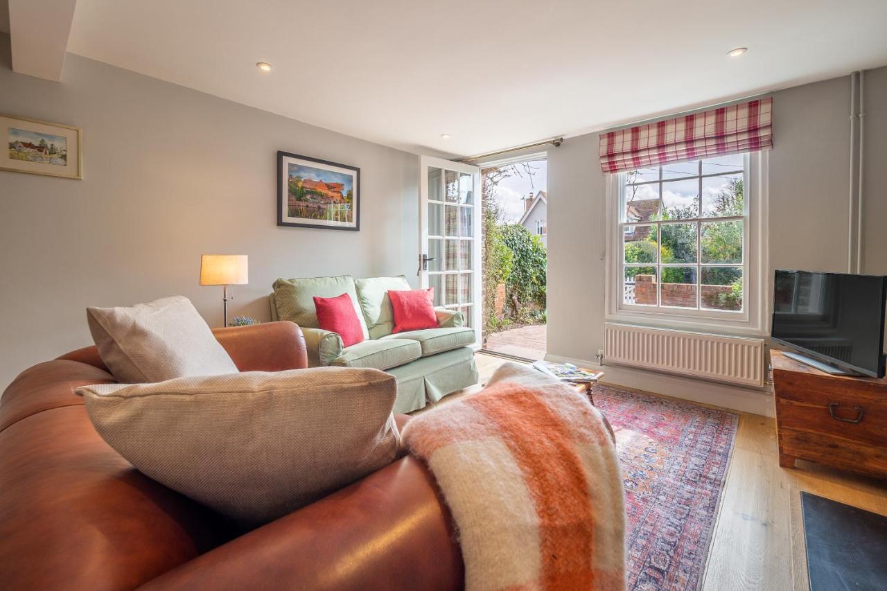 Nayland Adorable Cottage With A Log Burner In Heavenly Village - Constable Lodge מראה חיצוני תמונה