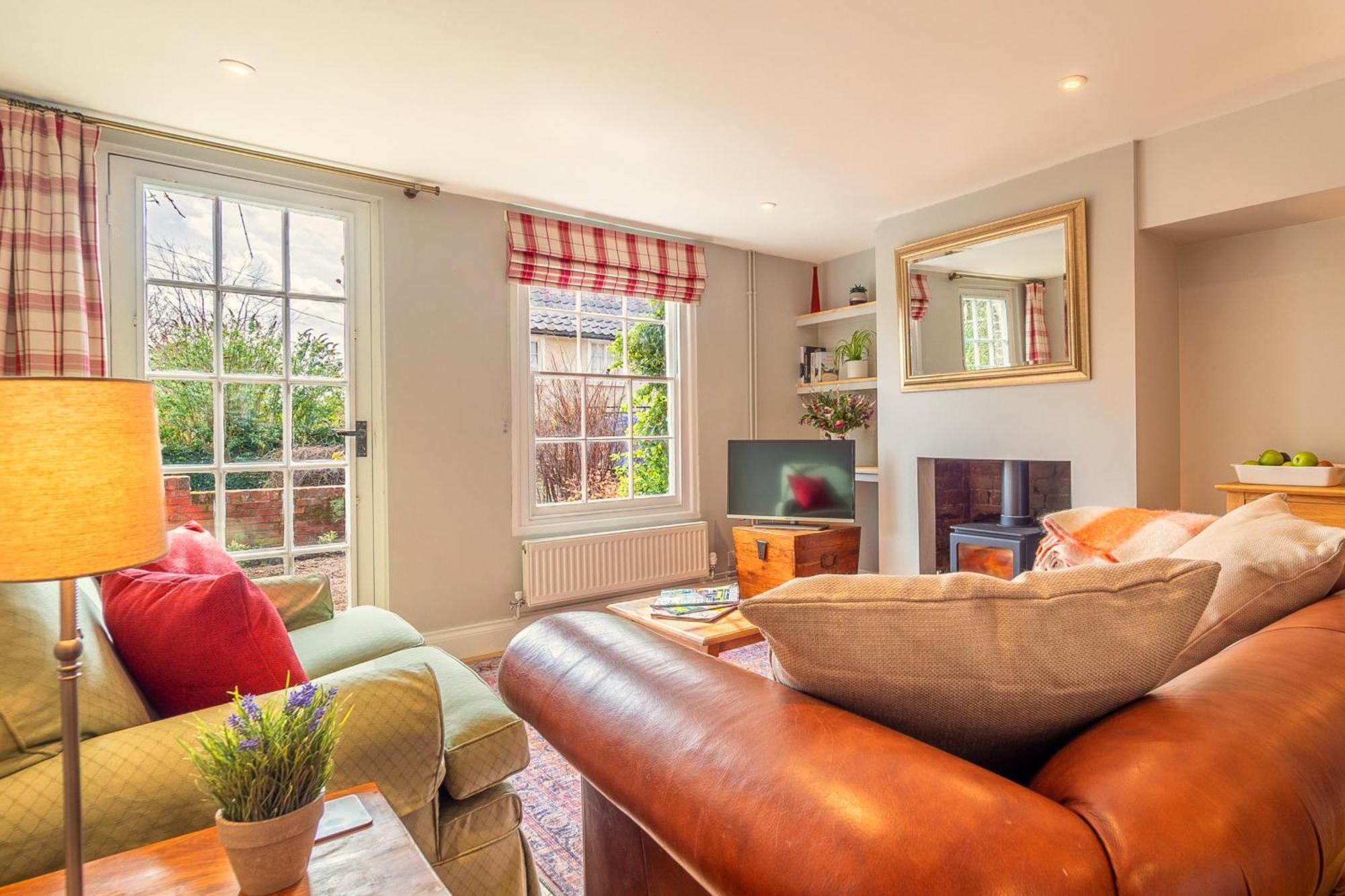 Nayland Adorable Cottage With A Log Burner In Heavenly Village - Constable Lodge מראה חיצוני תמונה